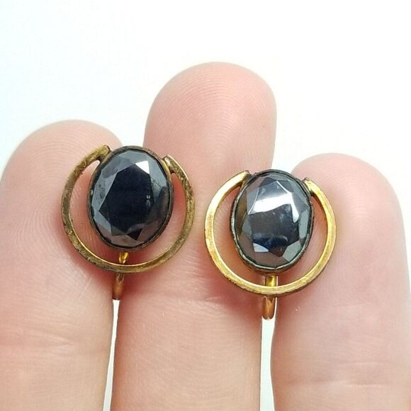 Vintage Yellow Gold Filled Oval Dark Gray Rhinestone Clip On Screw Back Earrings - Picture 2 of 11